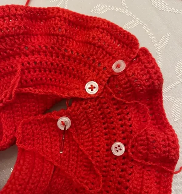 Kvačkana oblekica (Zajčica Špelca, Medved Bine)